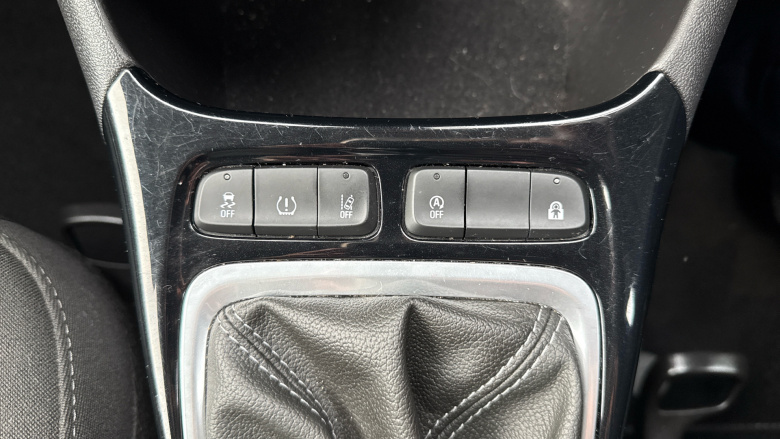 Vauxhall Crossland 1.2 Design 5dr Petrol Hatchback